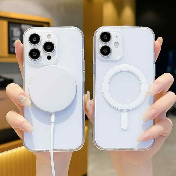 MagSafe Clear Case for iPhone 15 Pro Max